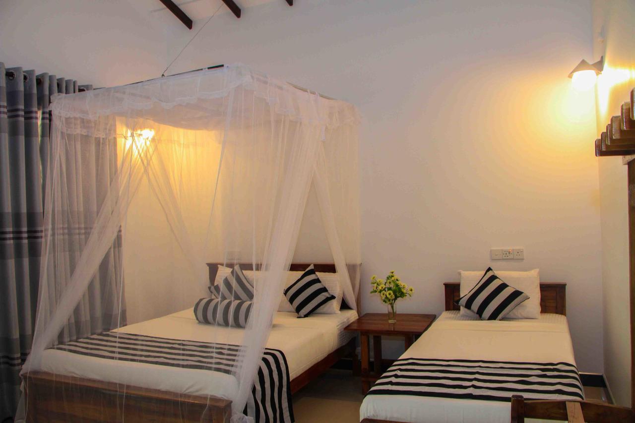 Sigiri Anu Homestay Sigiriya Buitenkant foto