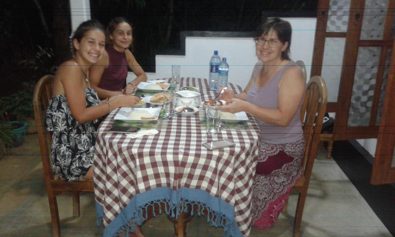 Sigiri Anu Homestay Sigiriya Buitenkant foto